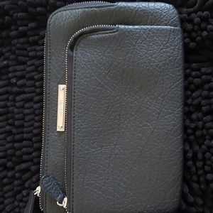 Nine West Wristlet